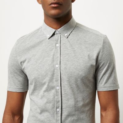 Grey short sleeved casual muscle fit shirt